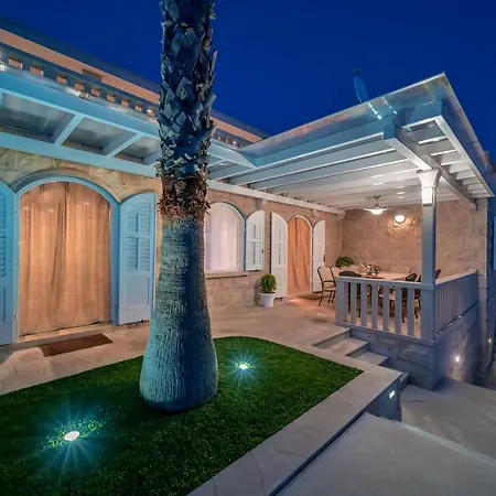 Villa Seaside Luxury With A Swimming Pool Puntinak, Brac - 2964 *