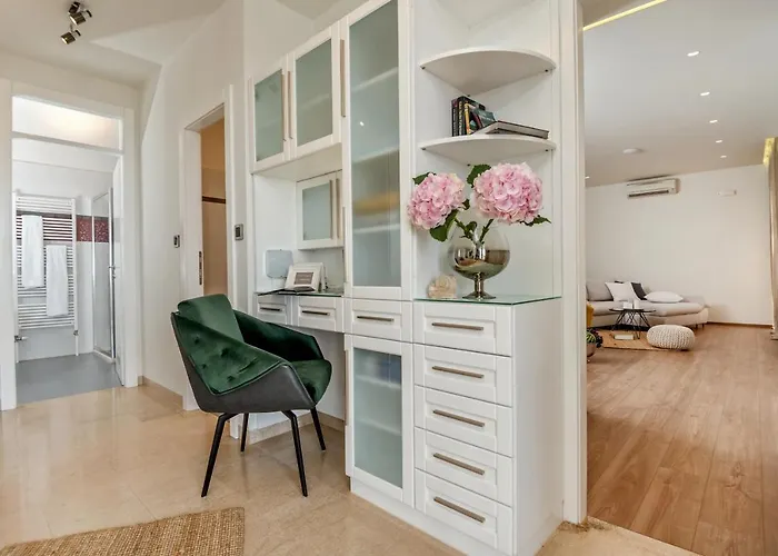 Villa Seaside Luxury With A Swimming Pool Puntinak, Brac - 2964 *